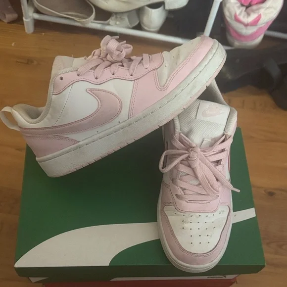 EUC Nike Pastel Pink and White Sneakers - Picture 2 of 6